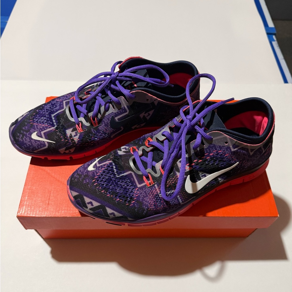 Nike Multicolor Patterned Running Shoes